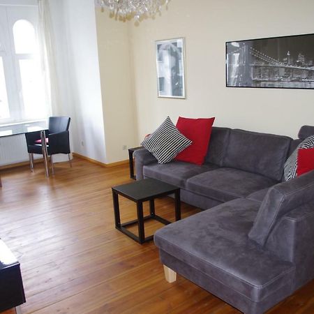 Lichtdurchflutetes Apartment Prenzlauerberg Berlino Esterno foto